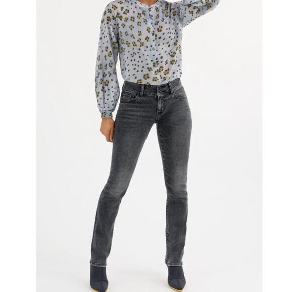 Cabi Style #4705 Slim Straight Black Jeans Cinch Straight Size 6 - Picture 1 of 12